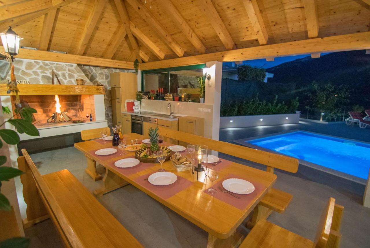 Villa Milena With Heated Pool And Jacuzzi Kostanje ภายนอก รูปภาพ