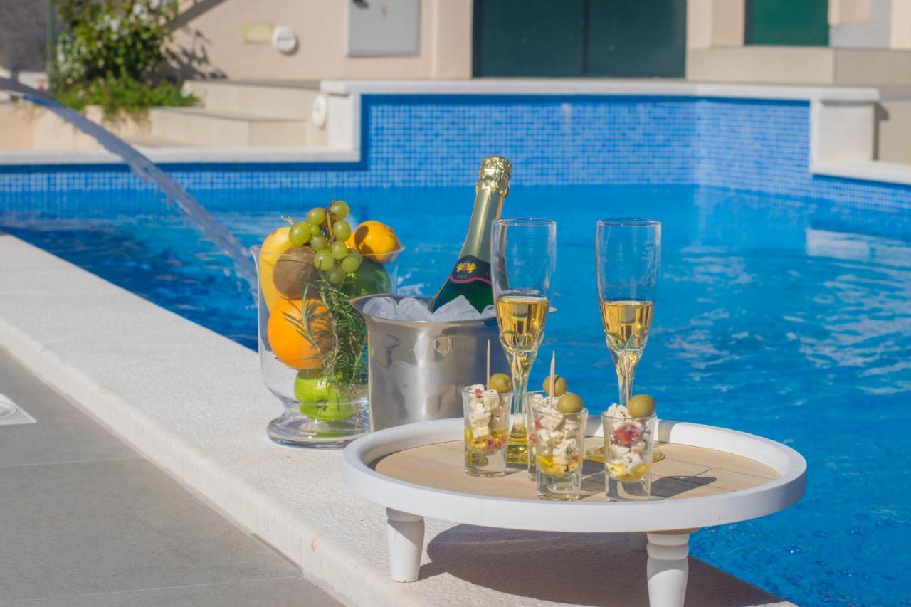 Villa Milena With Heated Pool And Jacuzzi Kostanje ภายนอก รูปภาพ