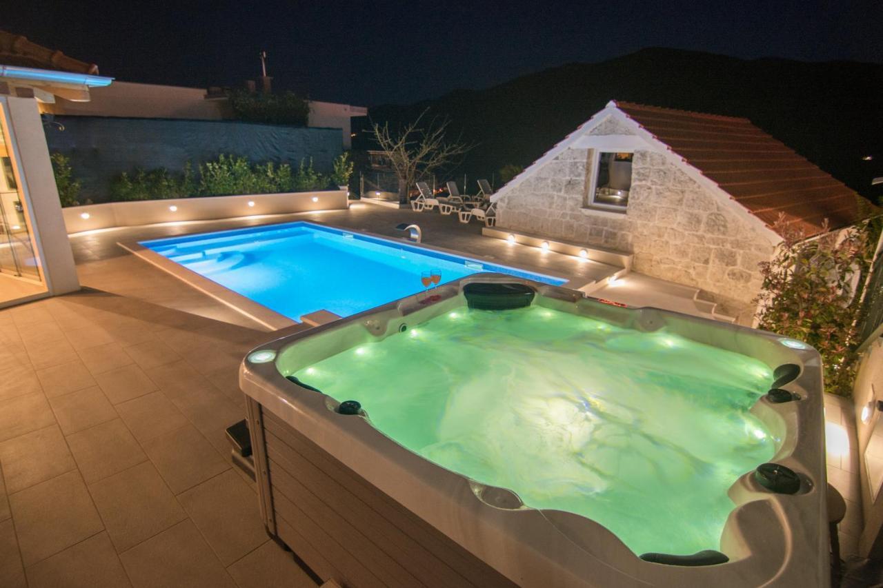 Villa Milena With Heated Pool And Jacuzzi Kostanje ภายนอก รูปภาพ