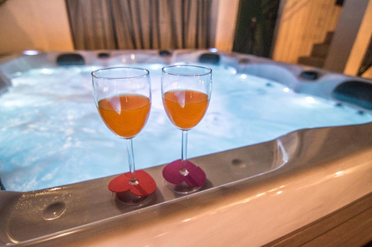 Villa Milena With Heated Pool And Jacuzzi Kostanje ภายนอก รูปภาพ