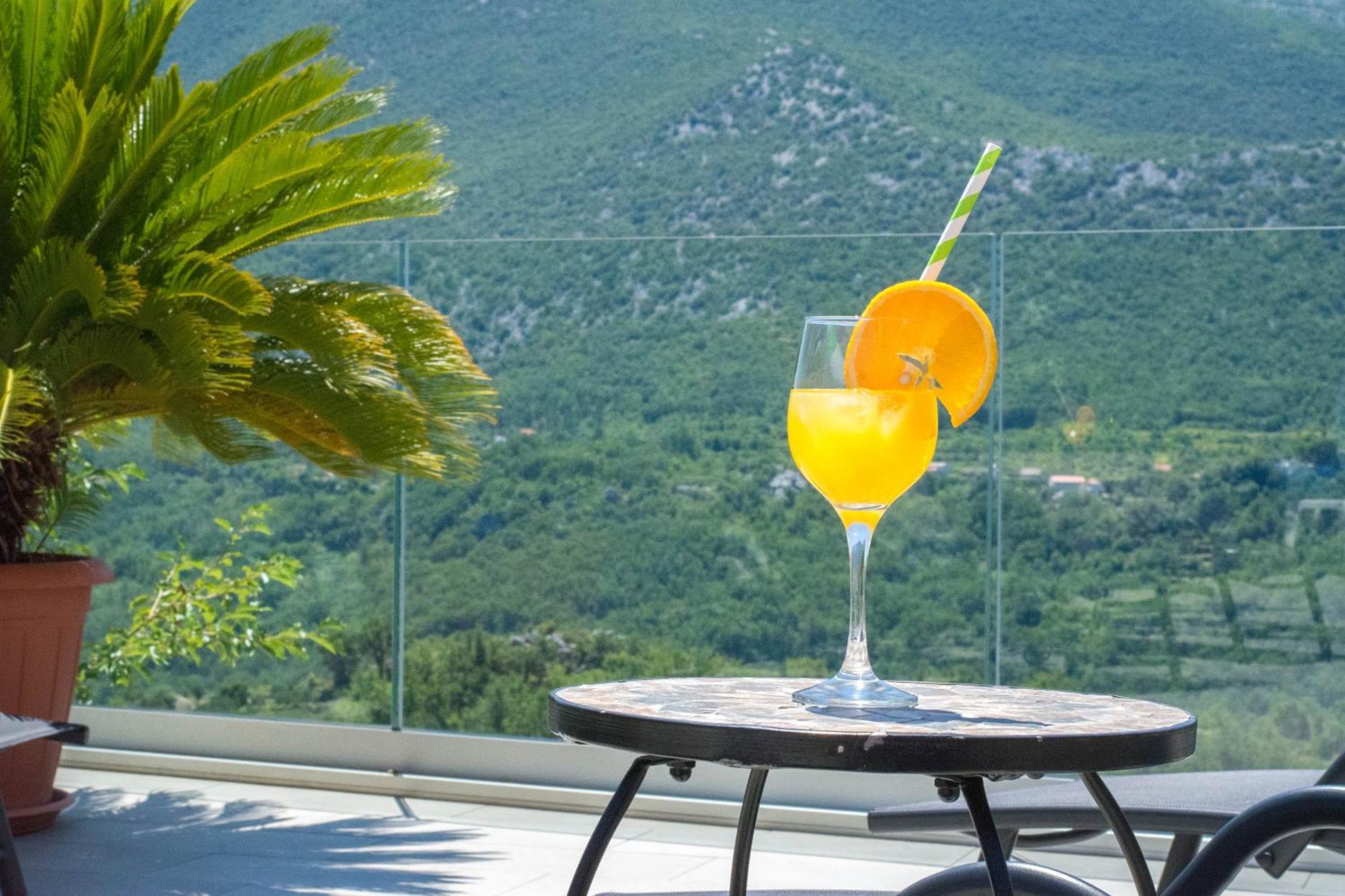 Villa Milena With Heated Pool And Jacuzzi Kostanje ภายนอก รูปภาพ