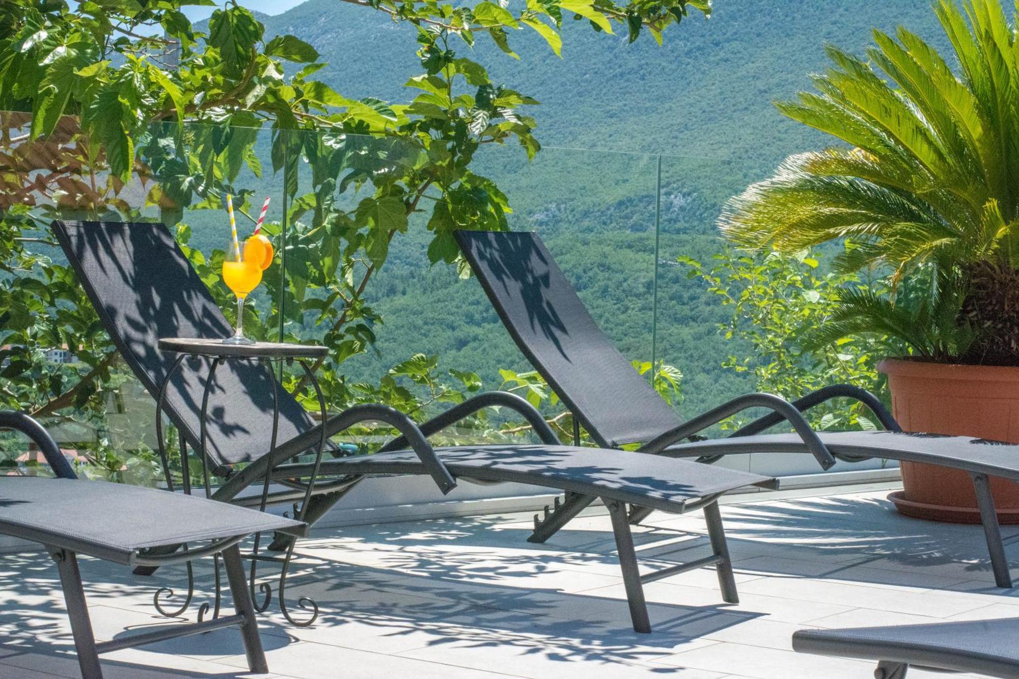 Villa Milena With Heated Pool And Jacuzzi Kostanje ภายนอก รูปภาพ